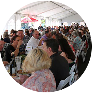 People eating at a banquette